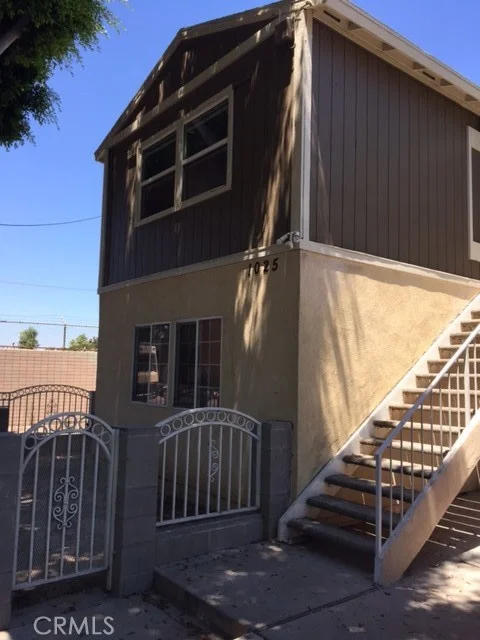 1025 16th #2, Long Beach, CA 90813