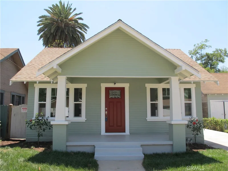 4276 1st, Riverside, CA 92501