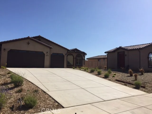 1872 Vista Del Pueblo, Nipomo, CA 93444