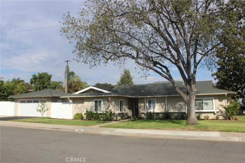 2934 King, La Verne, CA 91750