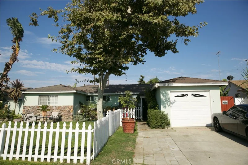 11562 Nearing, Anaheim, CA 92804