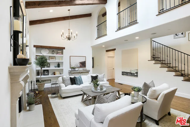 625 Haverford, Pacific Palisades, CA 90272