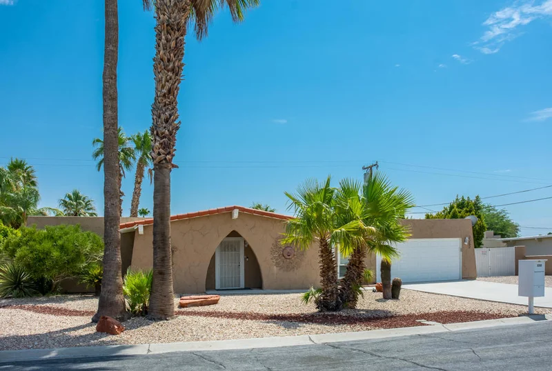 2252 Los Alamos, Palm Springs, CA 92262