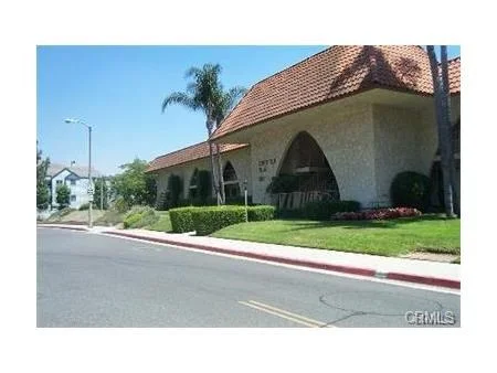 1000 Central #24, Riverside, CA 92507