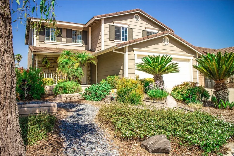 1051 Bishop, San Dimas, CA 91773
