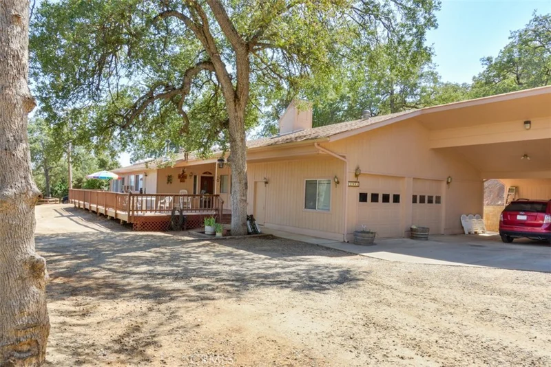 42985 Whittenburg, Oakhurst, CA 93644