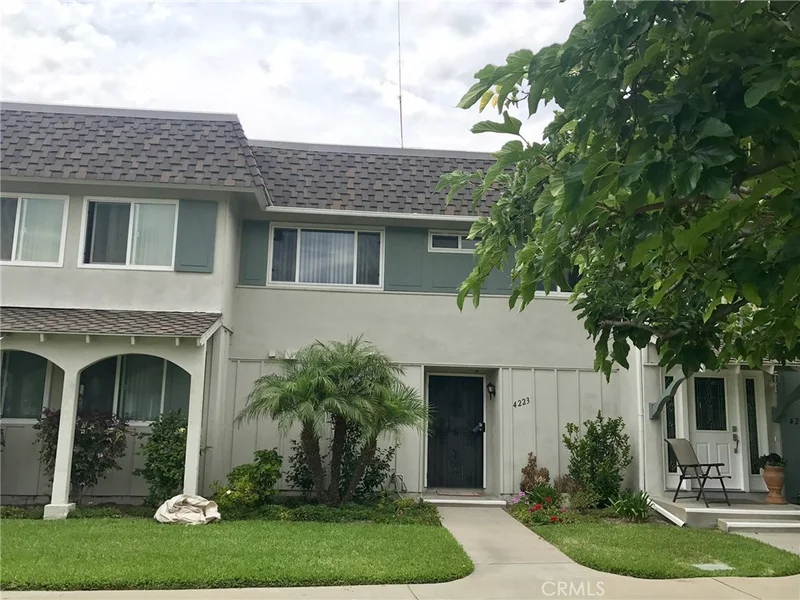 4223 Larwin, Cypress, CA 90630