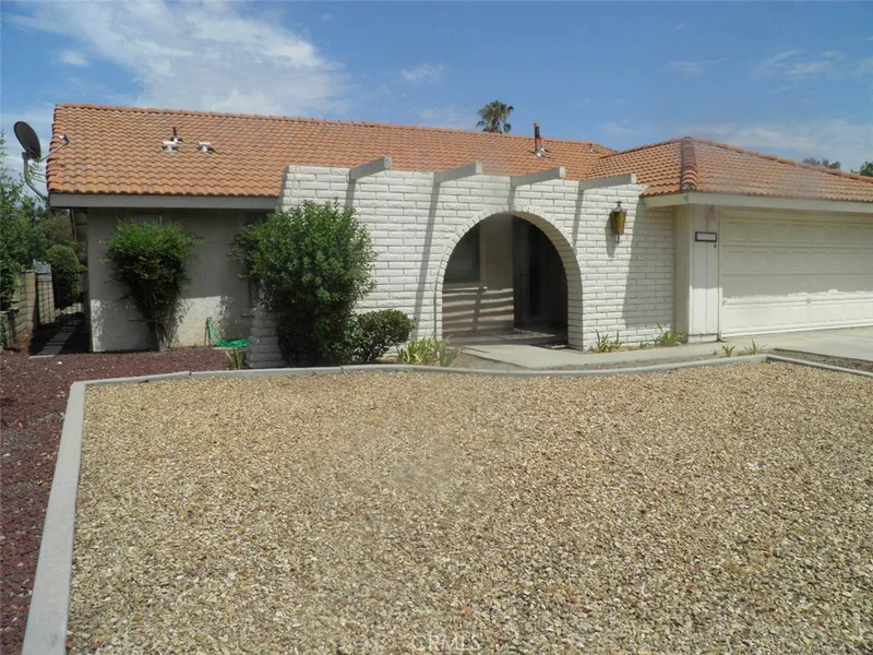 1132 Hornbeam, Hemet, CA 92545