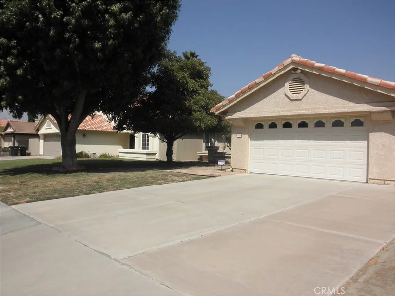 1026 Gloria, Hemet, CA 92545