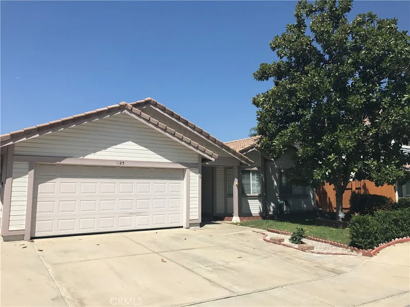 1125 Country, Redlands, CA 92374