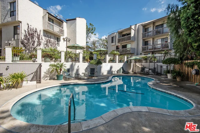 1029 Via De La Paz #128, Pacific Palisades, CA 90272
