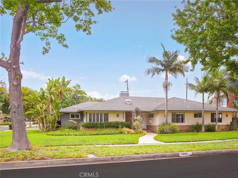 2245 Rosewood, Santa Ana, CA 92706