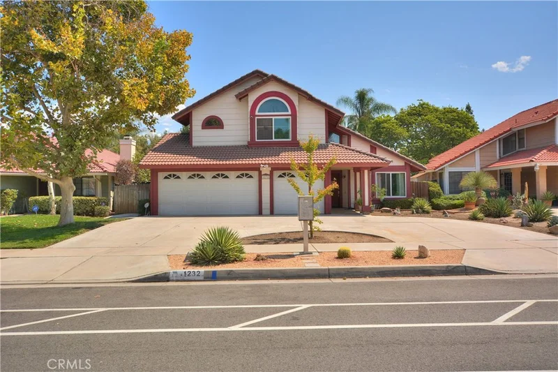 1232 Dearborn, Redlands, CA 92374