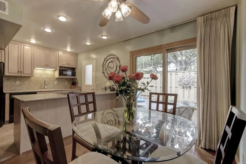 125 Connemara #106, Sunnyvale, CA 94087