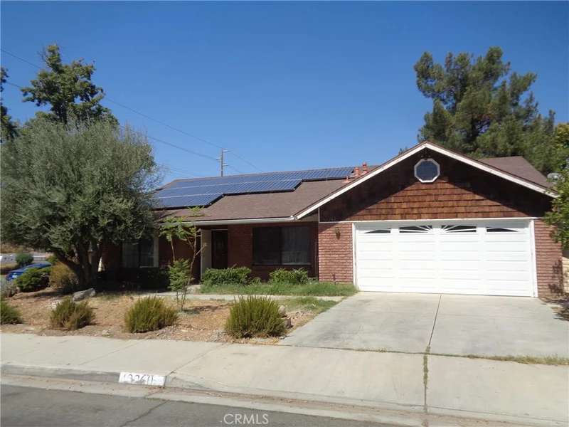 42260 Buenos Aires, Hemet, CA 92544