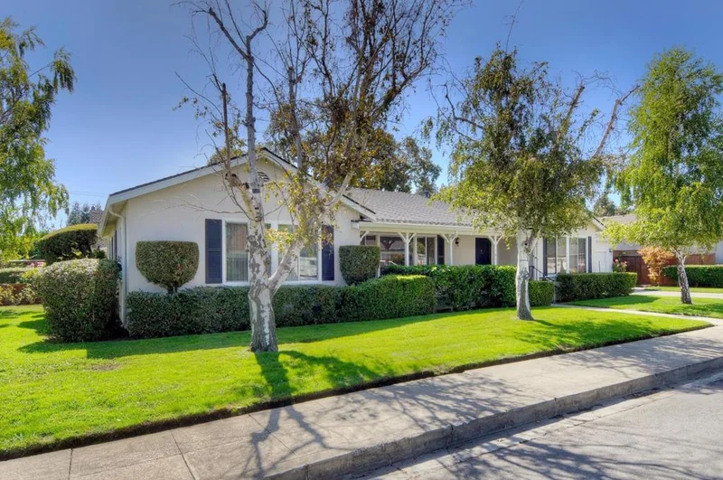 101 Belvedere, San Carlos, CA 94070