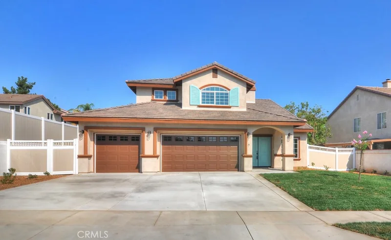 2568 Gilbert, Corona, CA 92881