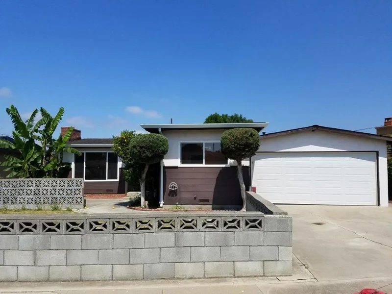 1240 Hilltop, Salinas, CA 93905