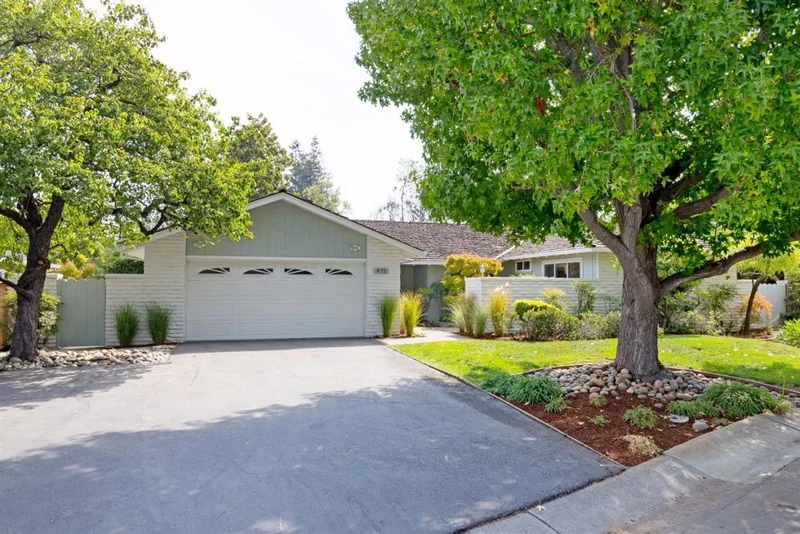 415 Guadalupe, Los Altos, CA 94022
