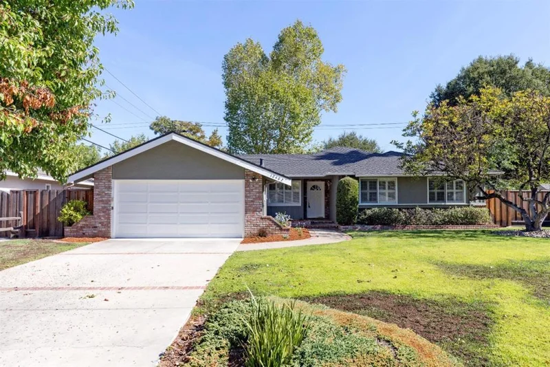 12402 Woodside, Saratoga, CA 95070