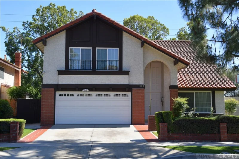 11738 Concord, Cerritos, CA 90703