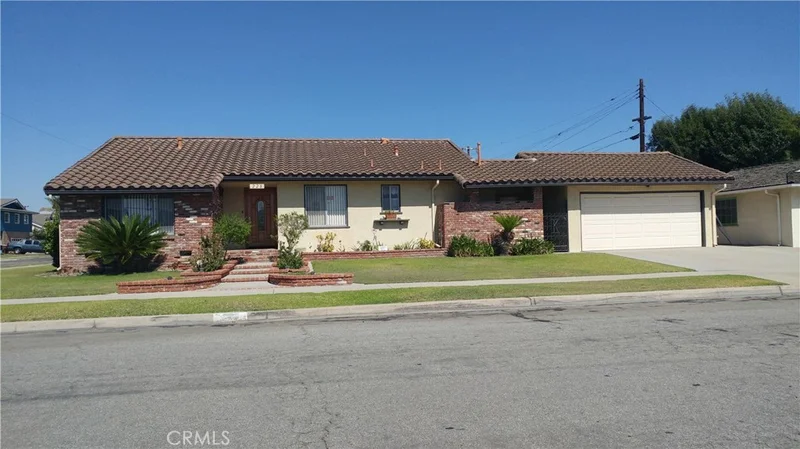 228 N Bel Air Street, Anaheim, CA 92801