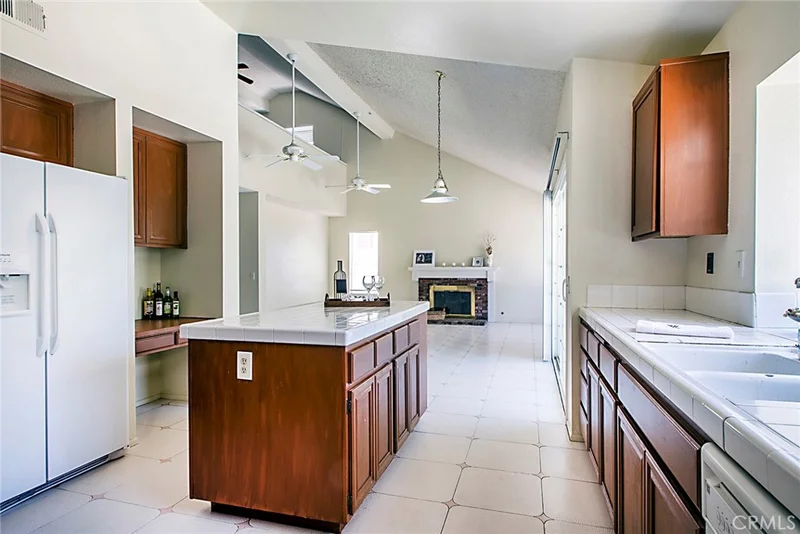 10467 Morning Ridge, Moreno Valley, CA 92557