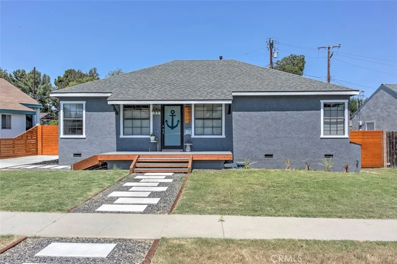 4513 Cervato, Long Beach, CA 90815