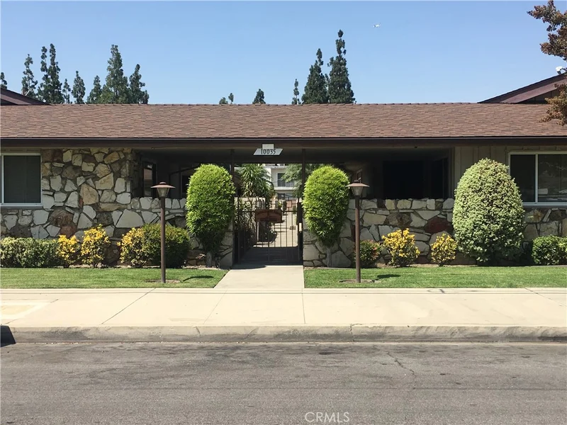 10035 Haledon #10, Downey, CA 90240