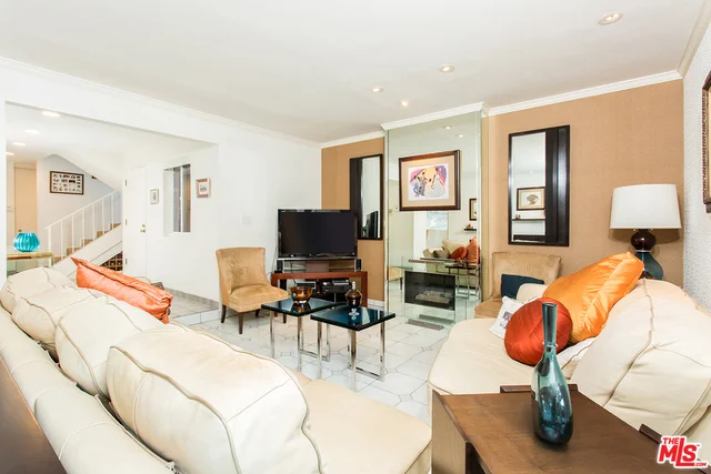 5529 La Cienega #12-A, Los Angeles, CA 90056