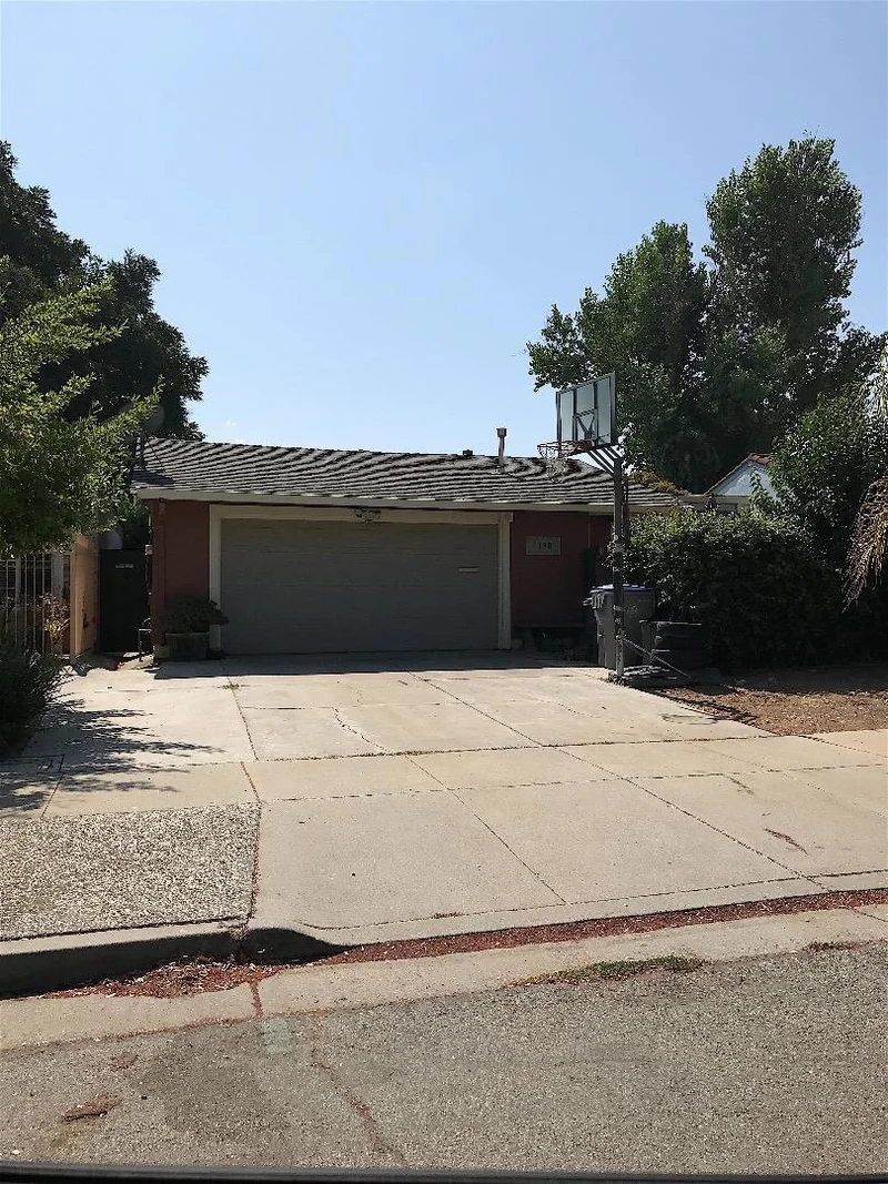 1138 Beaconsfield, San Jose, CA 95121