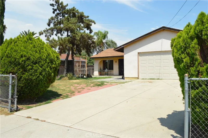 1854 White, Pomona, CA 91766