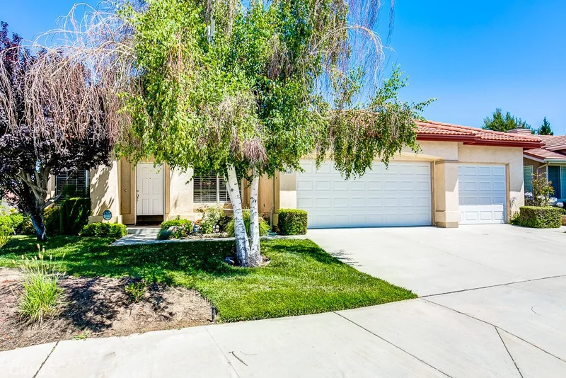 22607 Vasquez Rock, Saugus, CA 91350