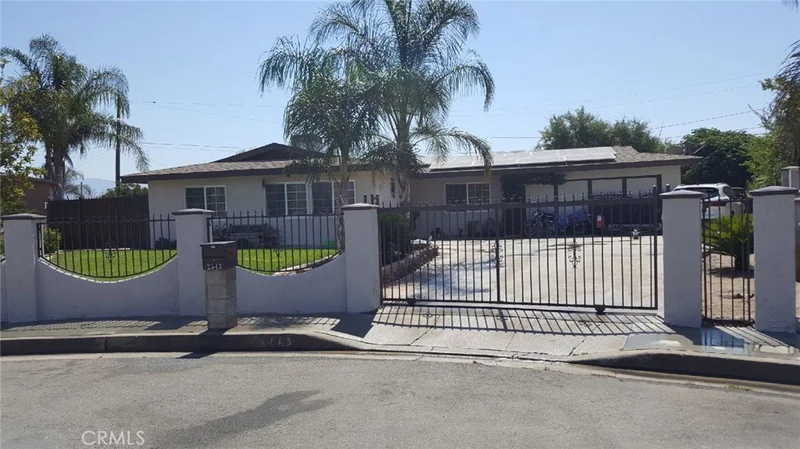 2543 San Carlos, San Bernardino, CA 92407
