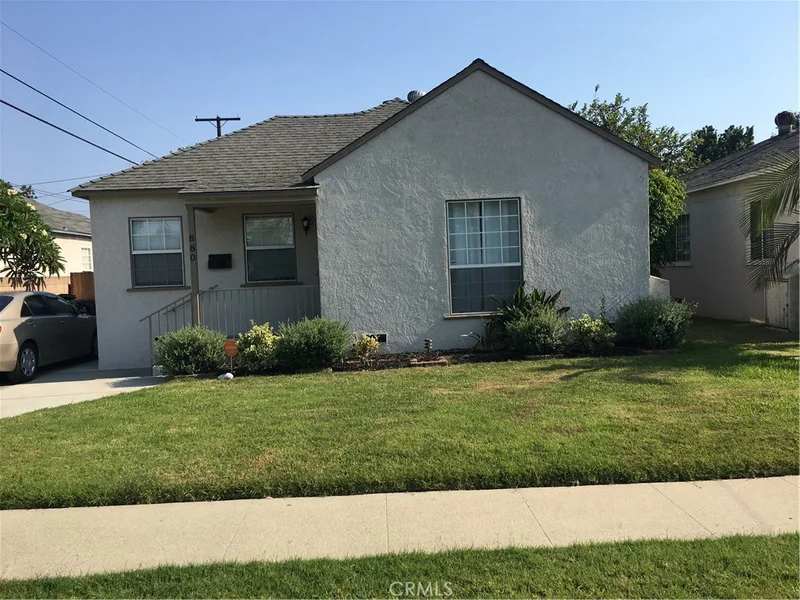 880 31st, Long Beach, CA 90806