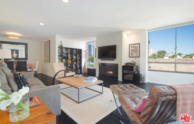 2304 Beverly Glen #304, Los Angeles, CA 90064