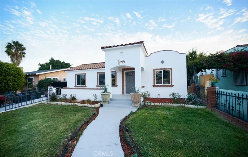 2940 Live Oak, Huntington Park, CA 90255