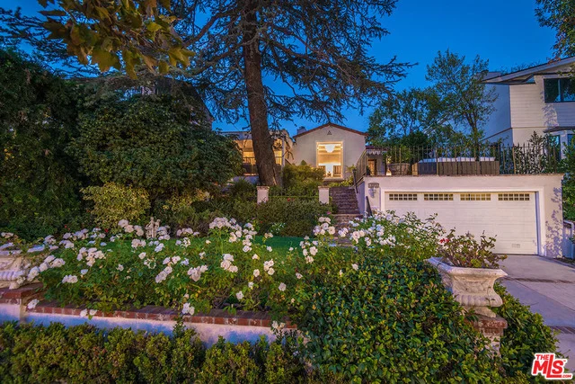 4274 Navajo, Toluca Lake, CA 91602