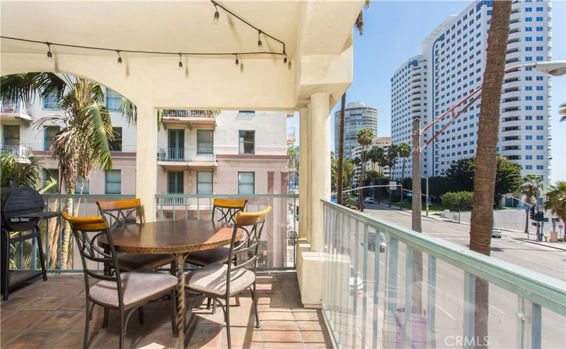425 Ocean #310, Long Beach, CA 90802