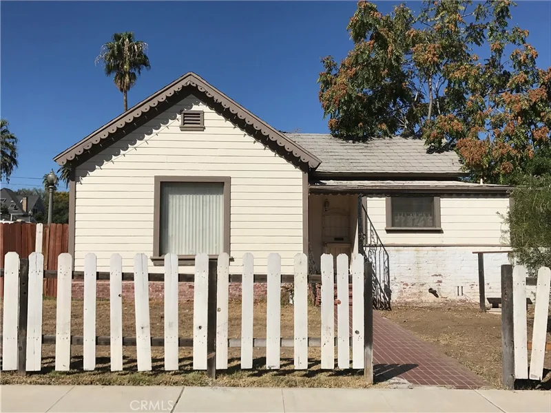 1024 Victoria, Corona, CA 92879