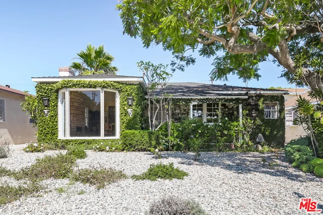 8506 Naylor, Westchester, CA 90045