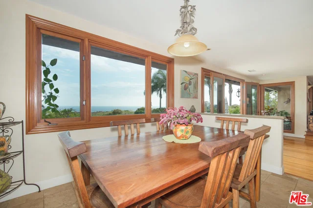 29660 Harvester, Malibu, CA 90265