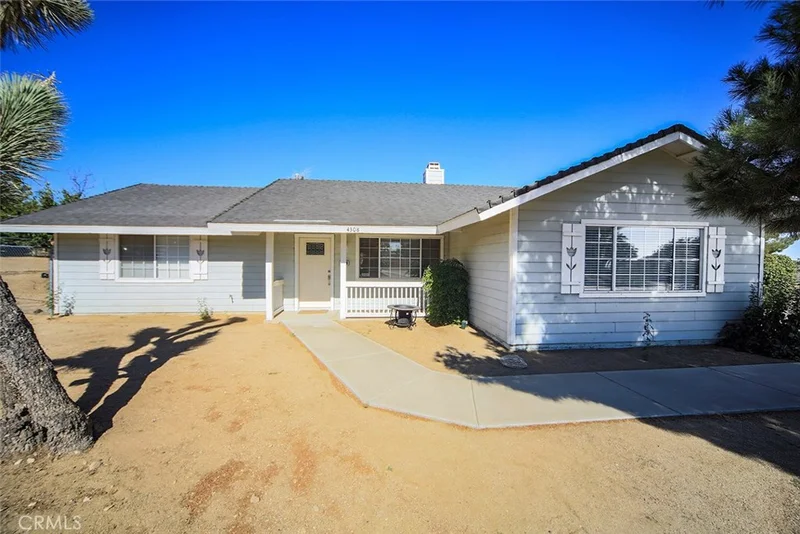 4308 Highland, Phelan, CA 92371