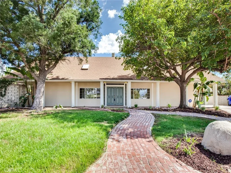 11901 Holly, Grand Terrace, CA 92313