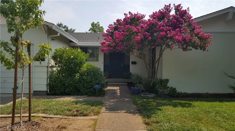 1 Lakewood, Chico, CA 95926