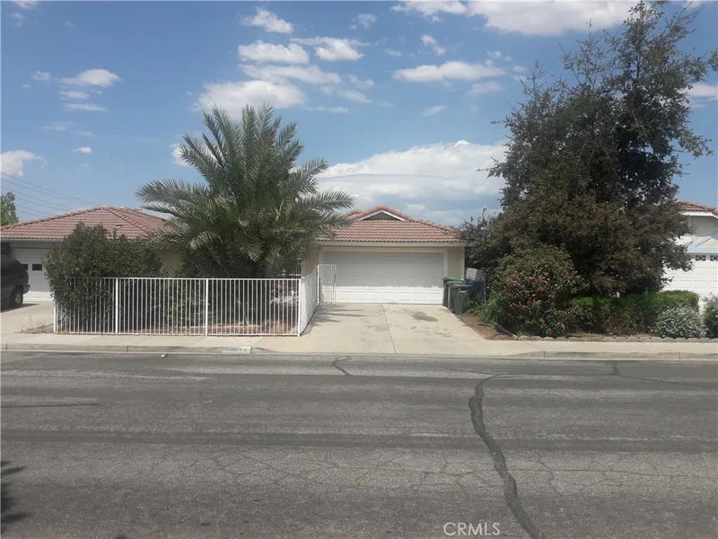 882 Don, Hemet, CA 92543