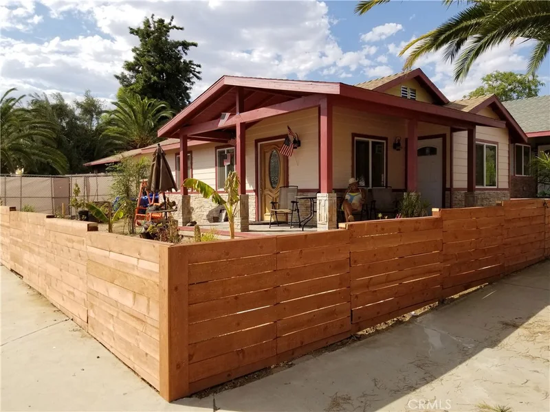 101 Poe, Lake Elsinore, CA 92530