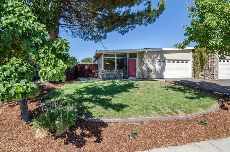 1137 Parkview, Paso Robles, CA 93446