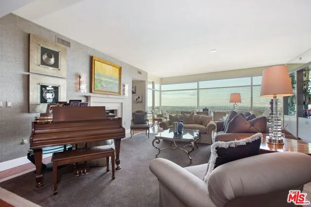 1 Century #26A, Los Angeles, CA 90067
