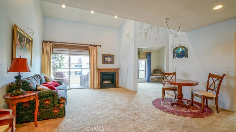 225 Rose #404, Burbank, CA 91505